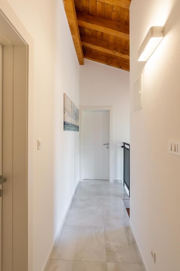 Villa Atop The Village With Stunning View Vižinada Exterior foto