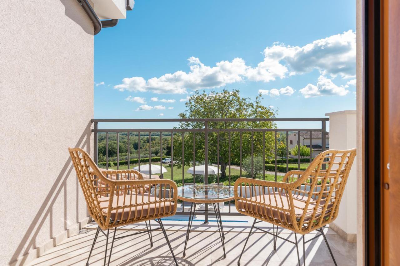 Villa Atop The Village With Stunning View Vižinada Exterior foto