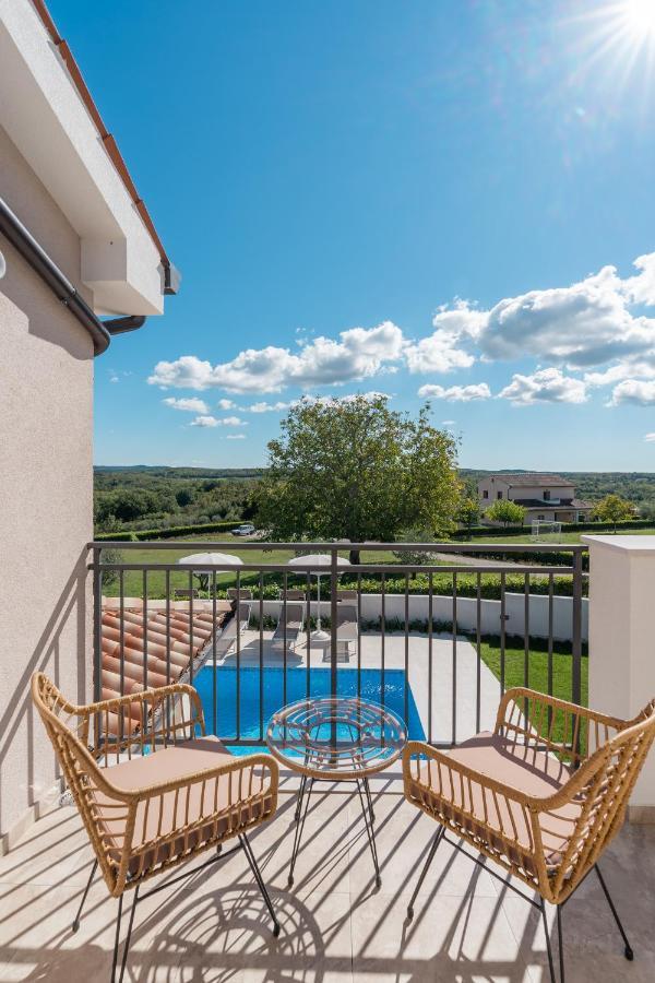 Villa Atop The Village With Stunning View Vižinada Exterior foto