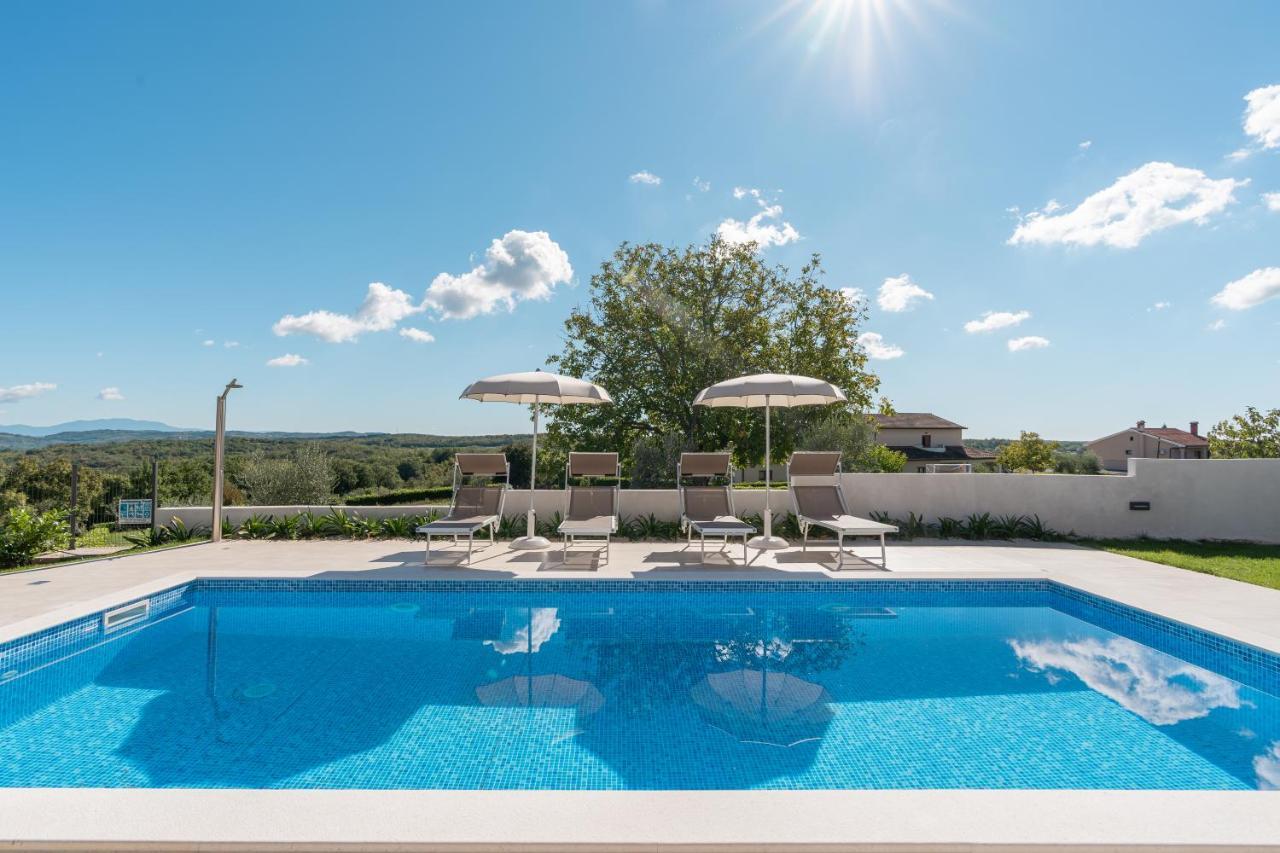 Villa Atop The Village With Stunning View Vižinada Exterior foto